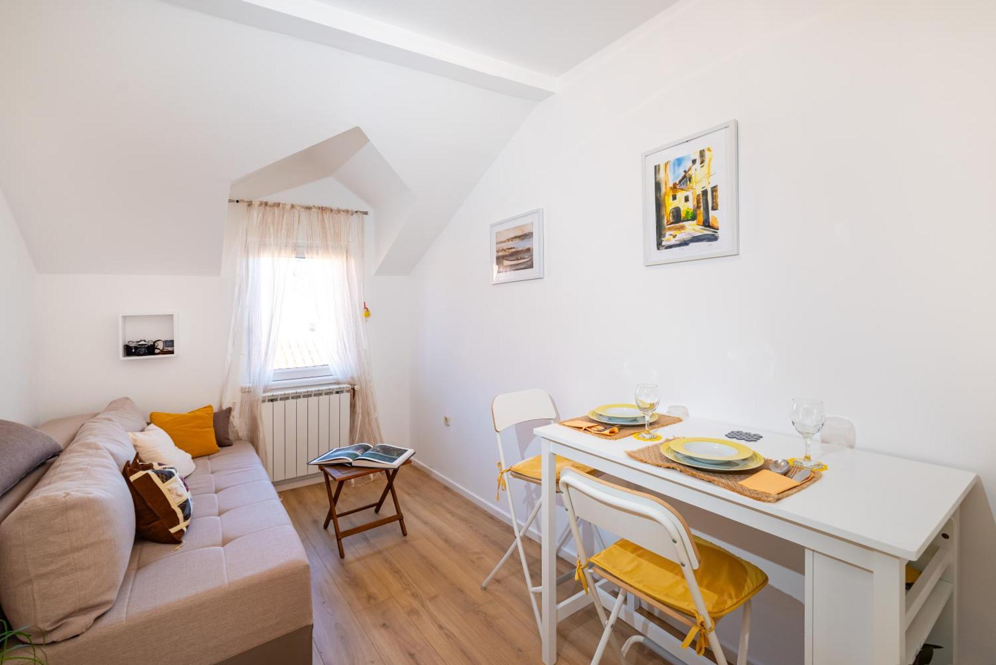 Mediterranean Terrace Apartment With Bikes & Sup Skradin Esterno foto