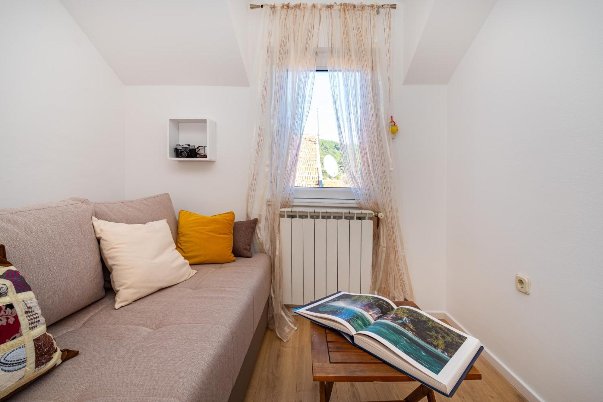Mediterranean Terrace Apartment With Bikes & Sup Skradin Esterno foto